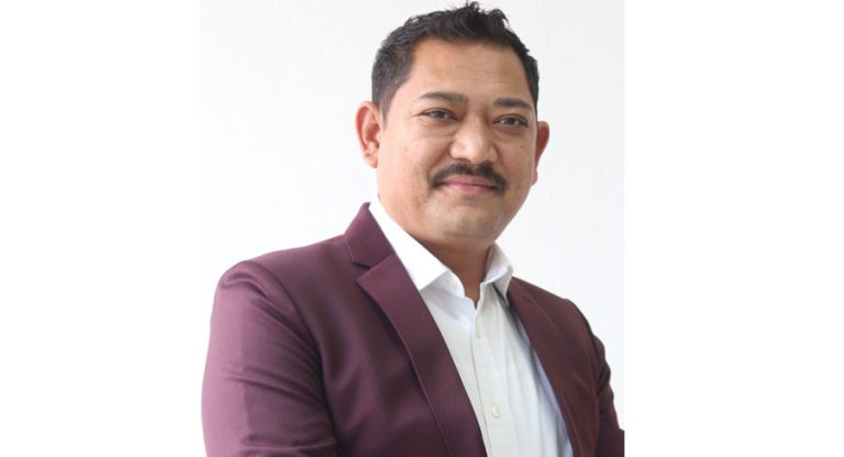 ठूला नेतालाई ज्ञापनपत्र बुझाउँदा पनि नभएपछि अड्डा अदालत धाउँदै सहकारी पीडित