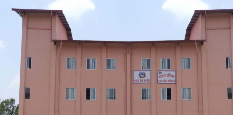 न्यायाधीश थपलिया र निरौलालाई पदमुक्त गर्न सिफारिस