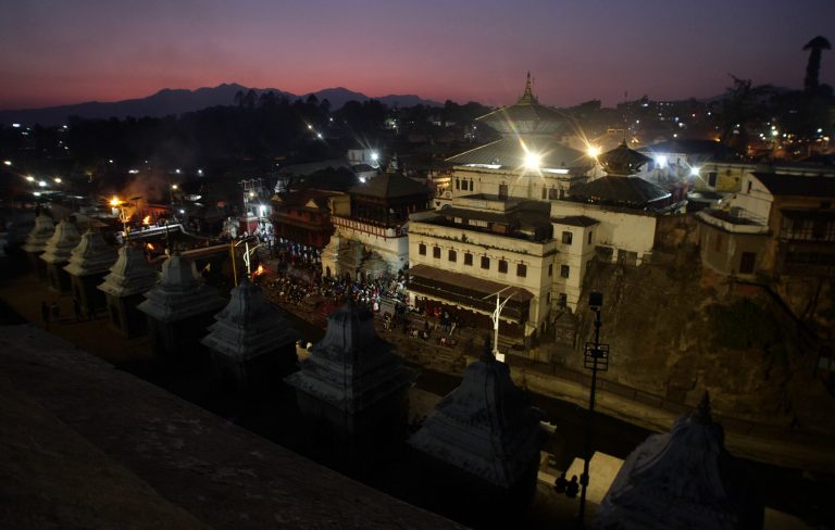 कठिन हुँदै अन्त्येष्टि