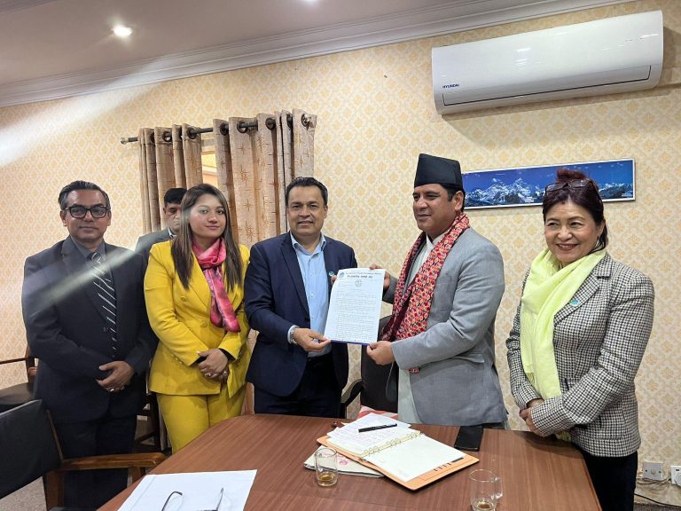 लगानी भित्र्याउन आवश्यक सबै नीति संशोधन गर्न सरकार तयार छः मन्त्री भण्डारी