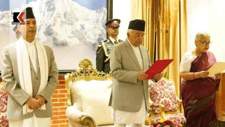 नवनियुक्त प्रधानमन्त्री सुशीला कार्कीले लिइन् शपथ